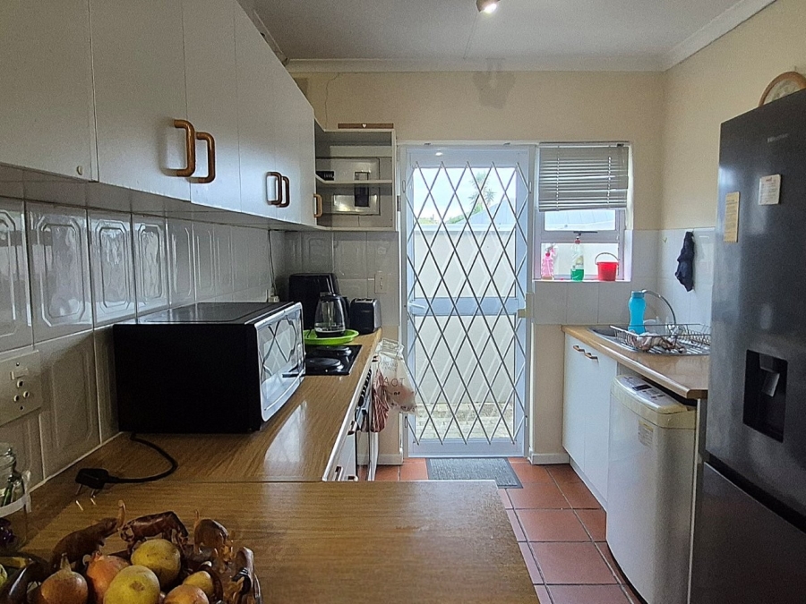 2 Bedroom Property for Sale in Goedemoed Western Cape